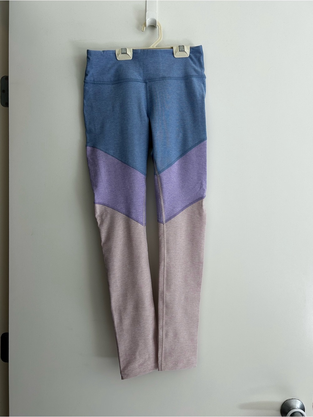 OUTDOOR VOICES 7/8 springs color block legging NWT